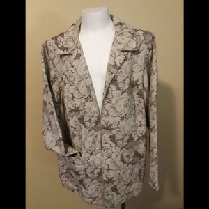 Plus Women’s Beige Floral Jacket